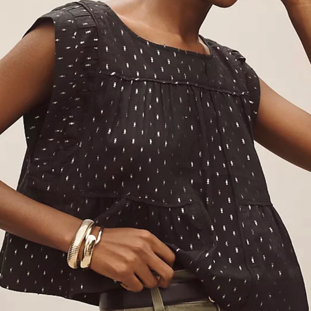 Black Sleeveless Blouse